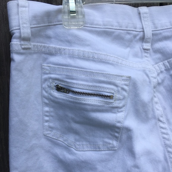 London Jean~White Distressed Jeans - Picture 12 of 16